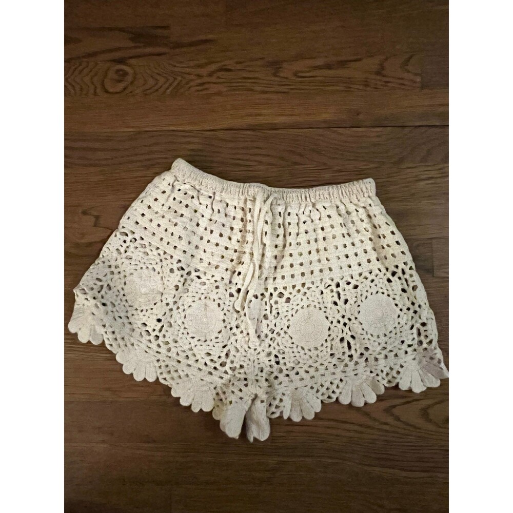 Altar’d State Crocheted Knit Macrame cream Women’s short shorts sz XS